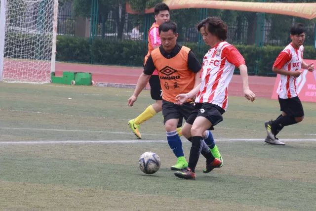 意甲-维阿传射麦肯尼破门 尤文图斯2-2帕尔马