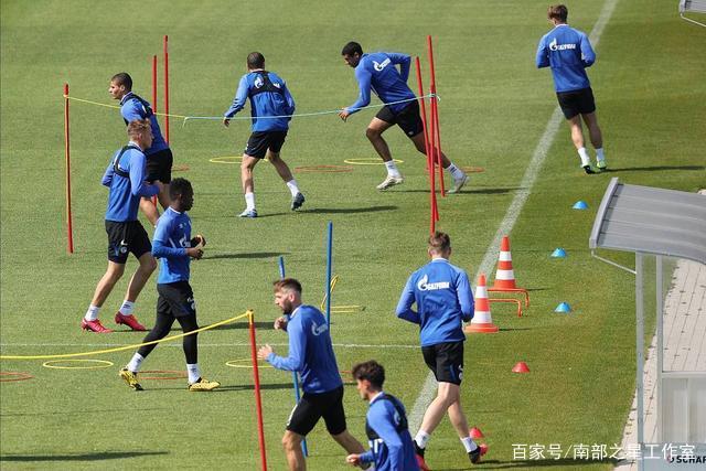 杨瀚森31+16鲍威尔准绝杀 青岛双加时险胜上海