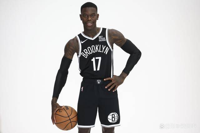 高尔夫球重庆女子公开赛挥杆 首轮彭严萱63杆破纪录领先高尔夫球重庆女子公开赛挥杆 首轮彭严萱63杆破纪录领先